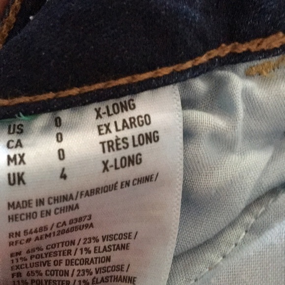 AMERICAN EAGLE Ripped Jeans - Picture 5 of 5